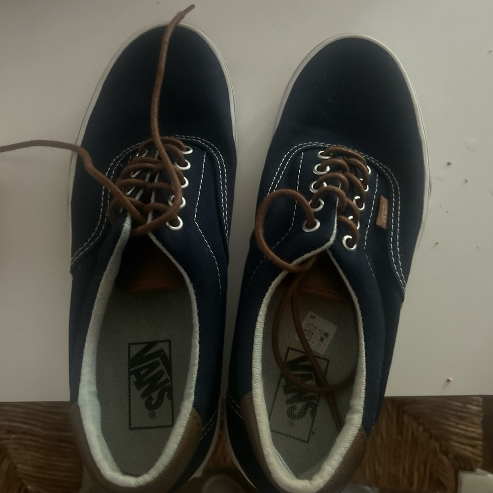 Vans Men's Dark Blue Lace-Up Sneakers